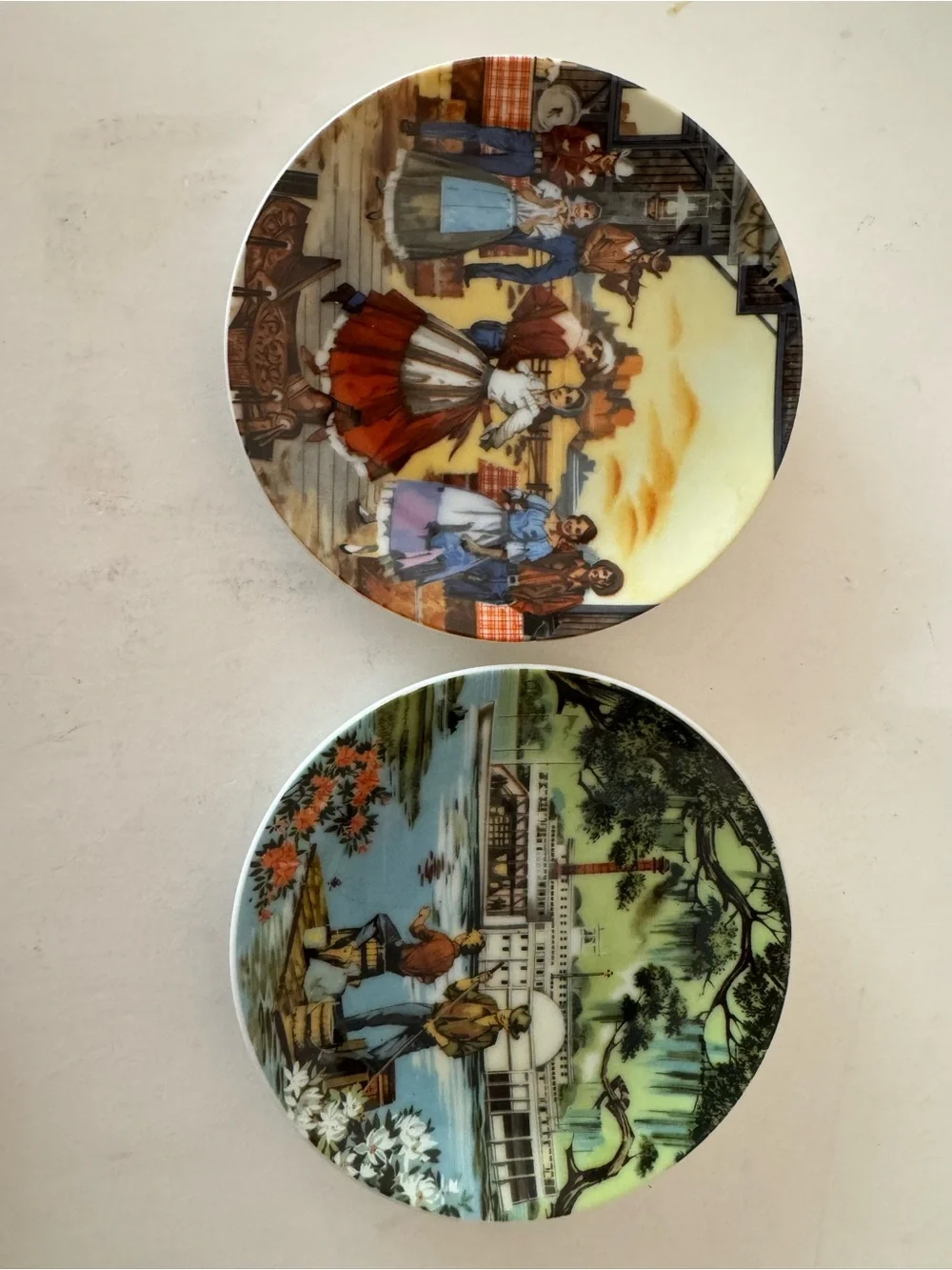 Decorative Avon American Scene Accent Plates. Set of 4. America250. Americana